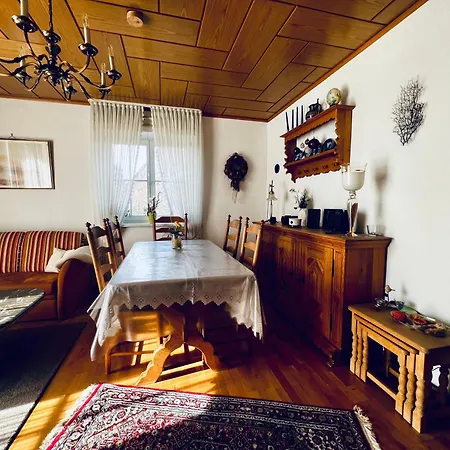 Korte Apartment *