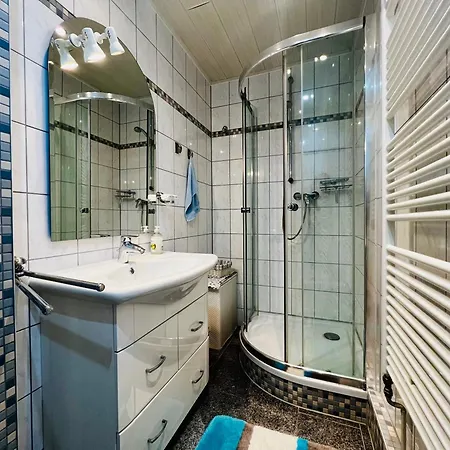 Korte Apartment *